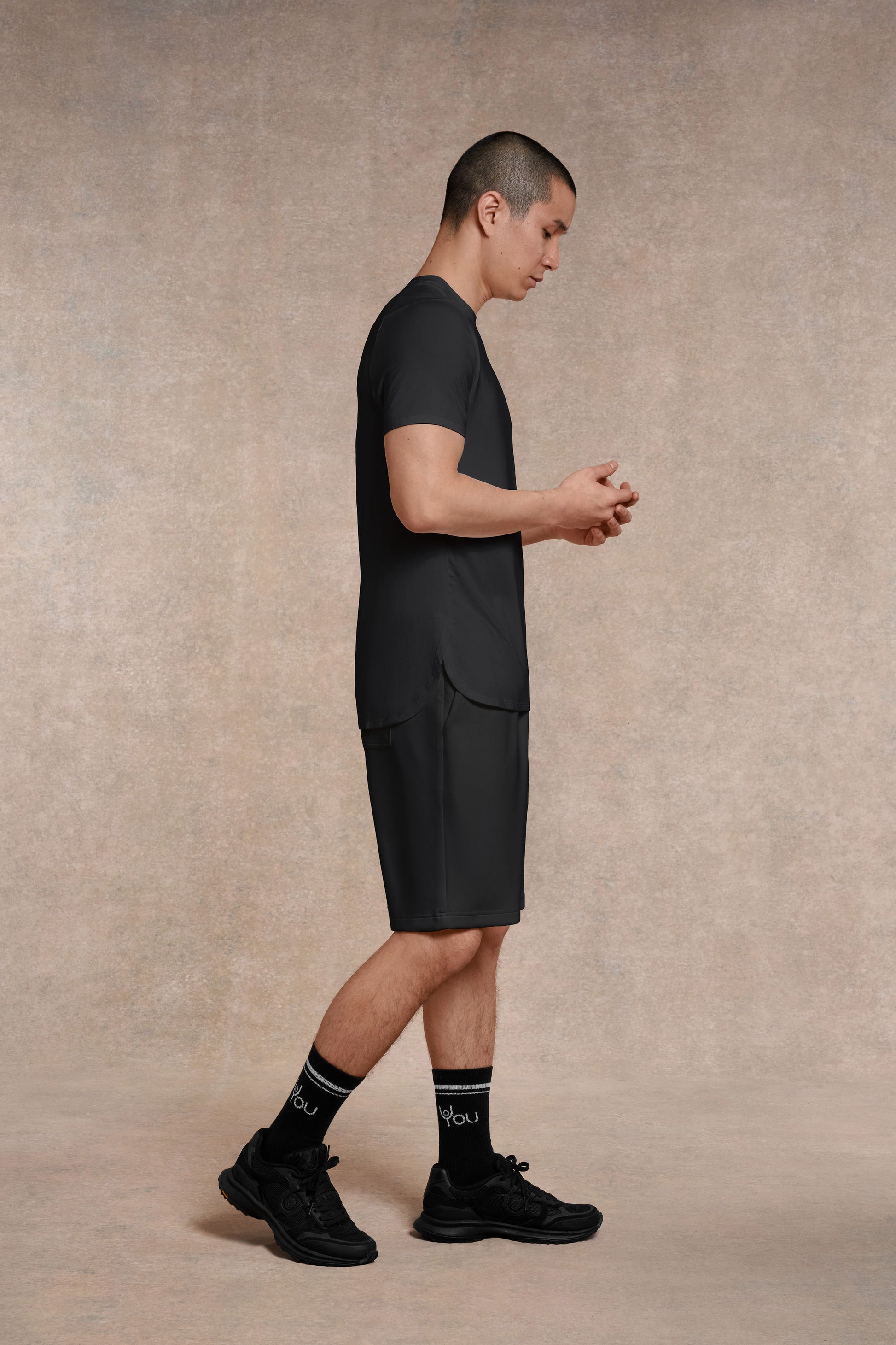 Soft Side Split T- Shirt | black