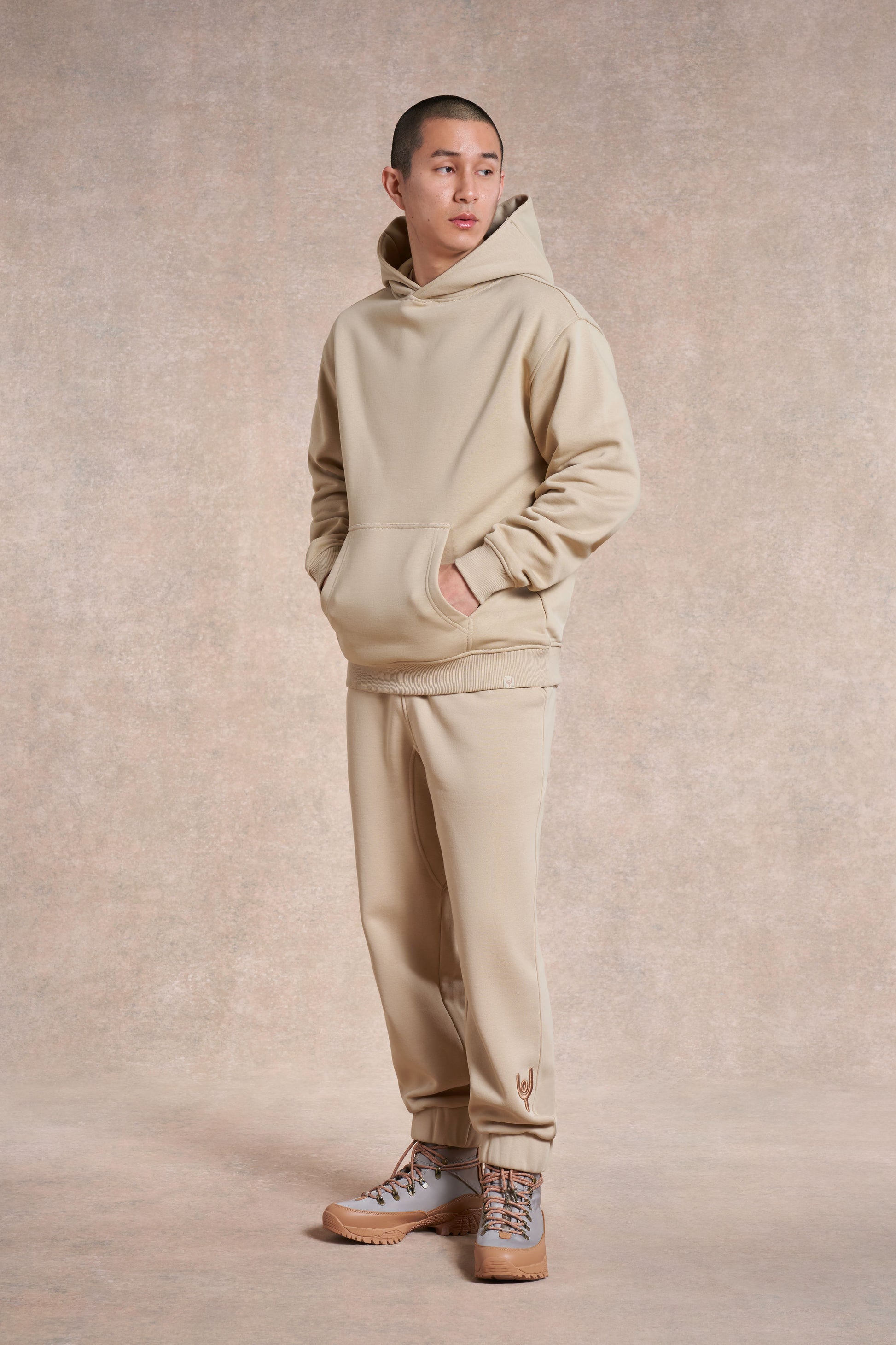 Harcourt Hoody | barley