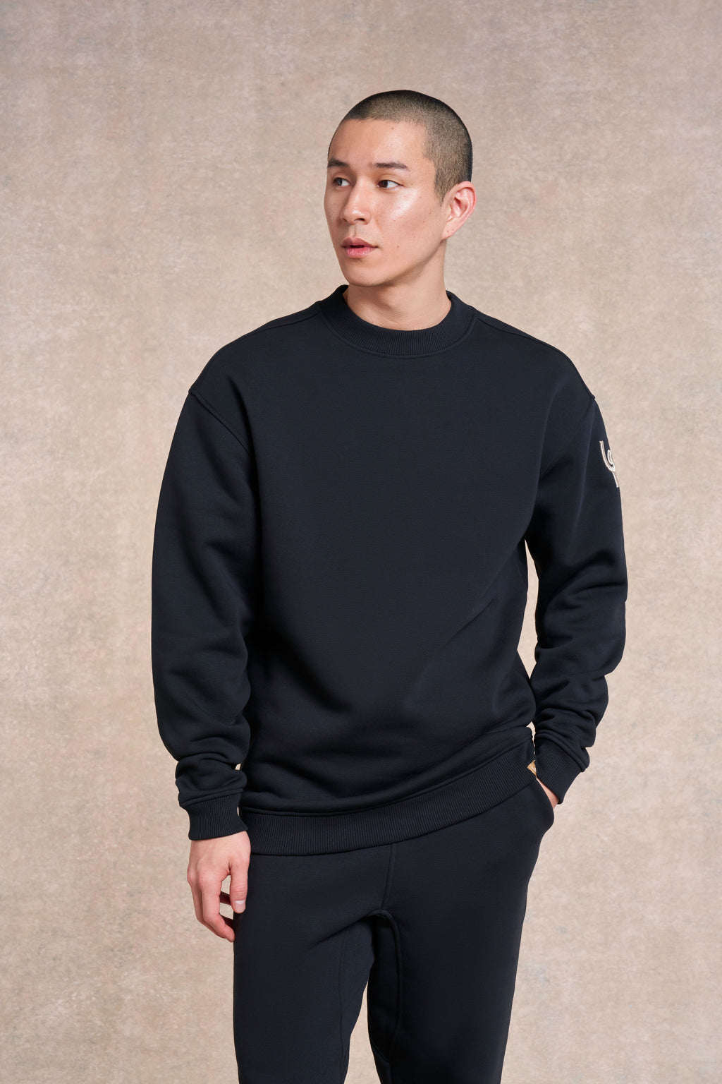 Pleatling Sweatshirt | black