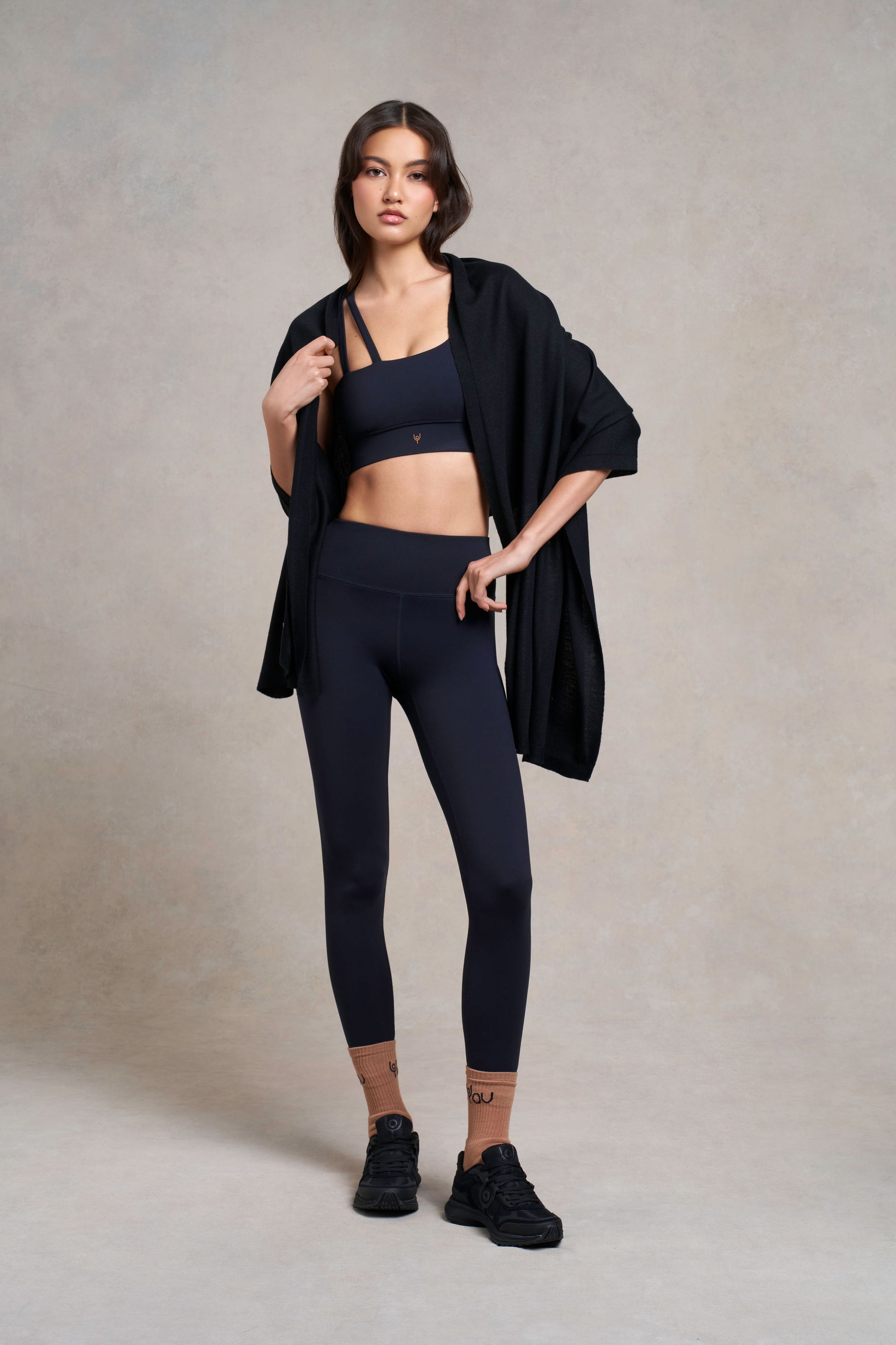 Wool Knitted Wrap | black