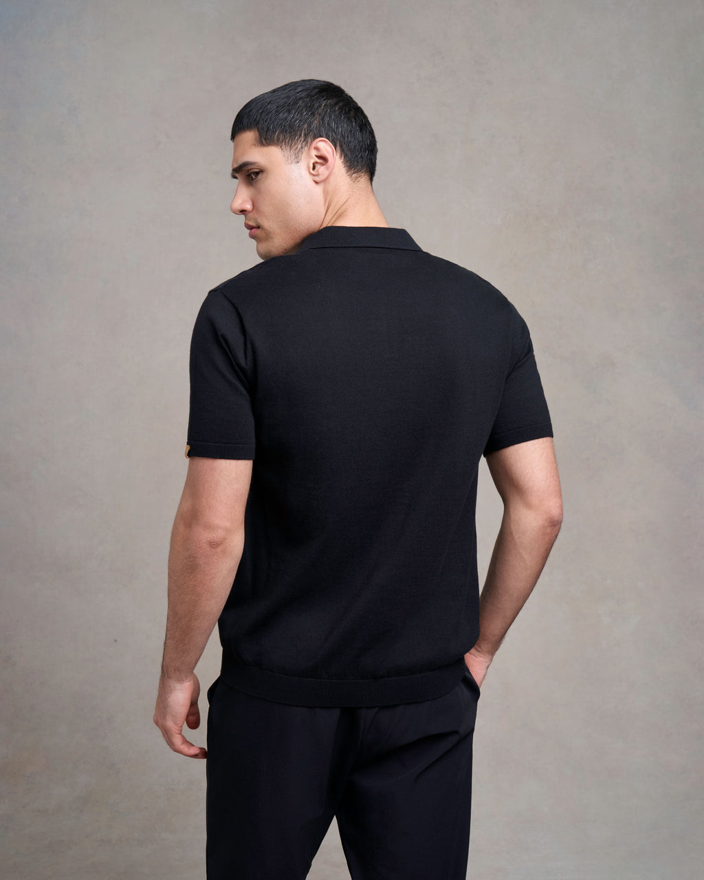 Newbold Knitted Polo | black