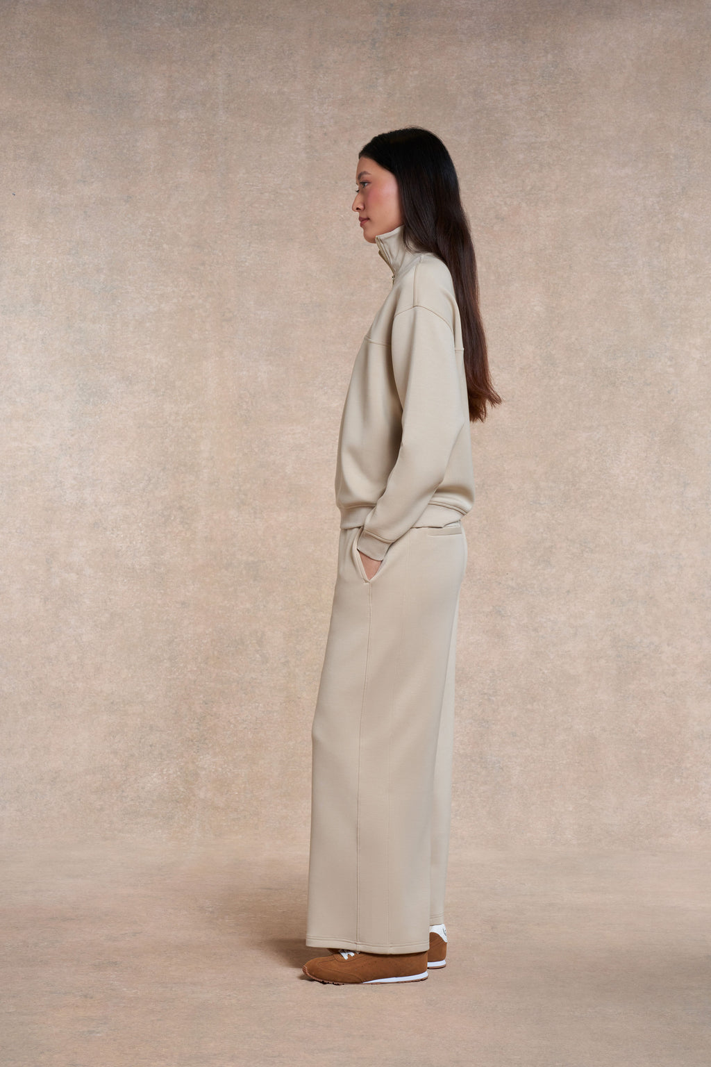 Foxton Wide Leg Jogger | barley