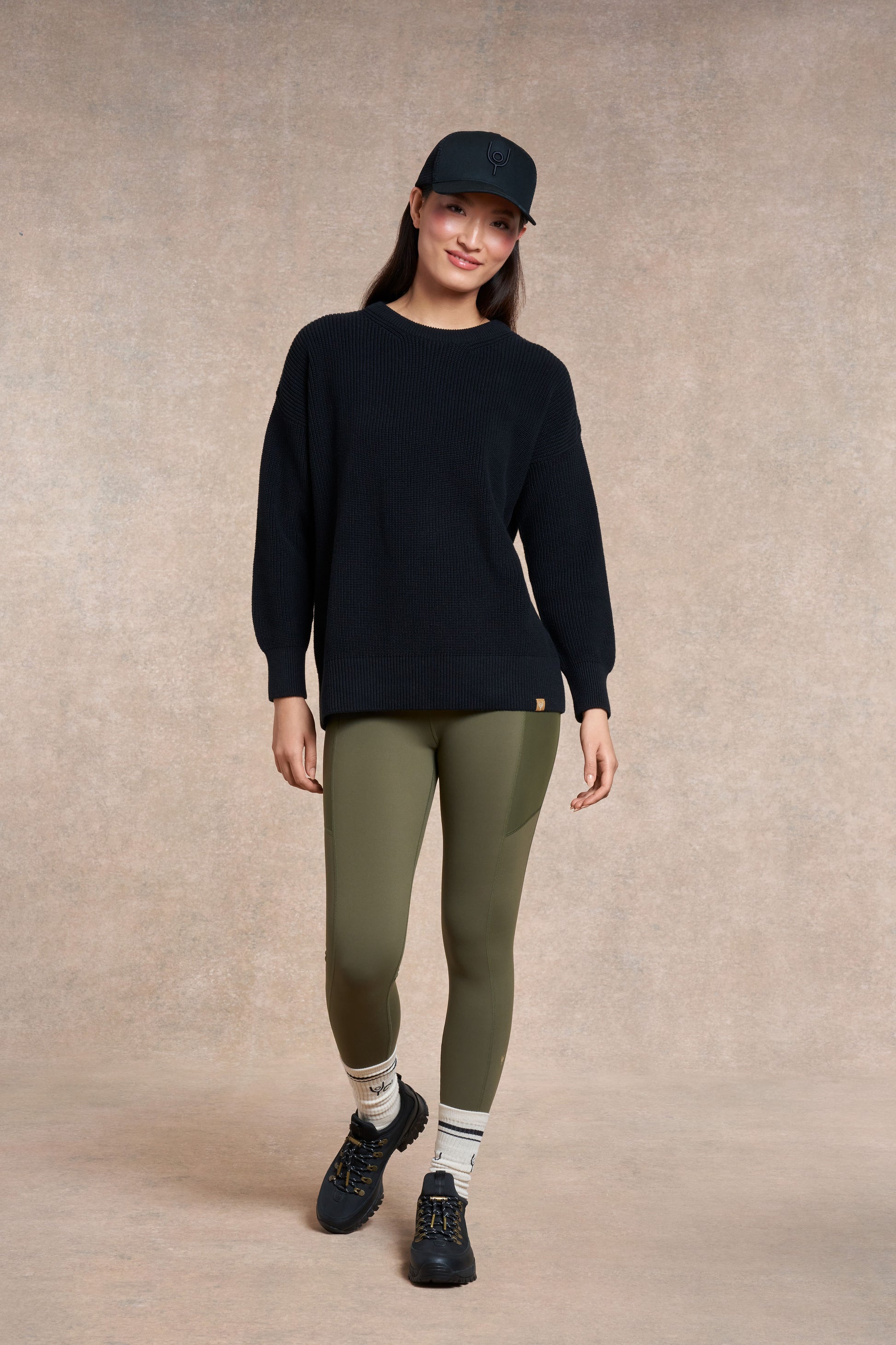 Appleby Knitted Jumper | black