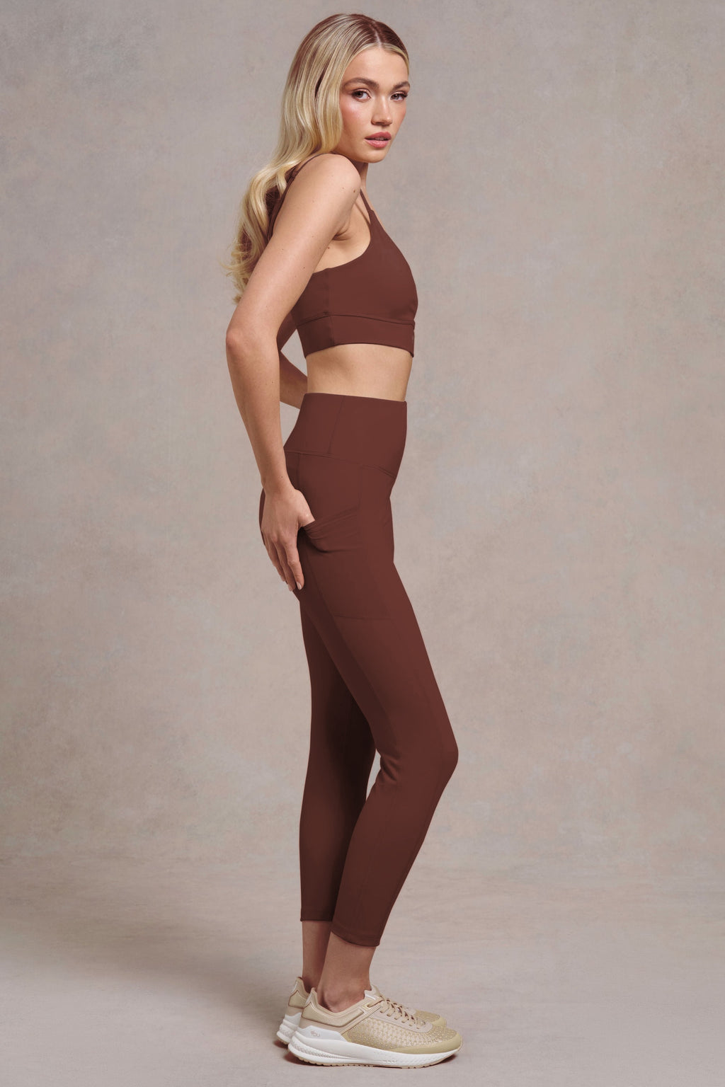 Walton YouMove® 7/8 High-Rise Legging In Colour Potting Soil